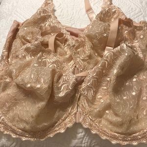 46E bra front close beige lace